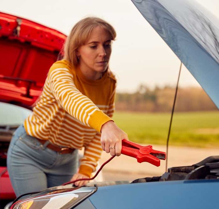 The Importance of a Reliable Automotive Battery in Winter: Signs of Weakness to Watch for